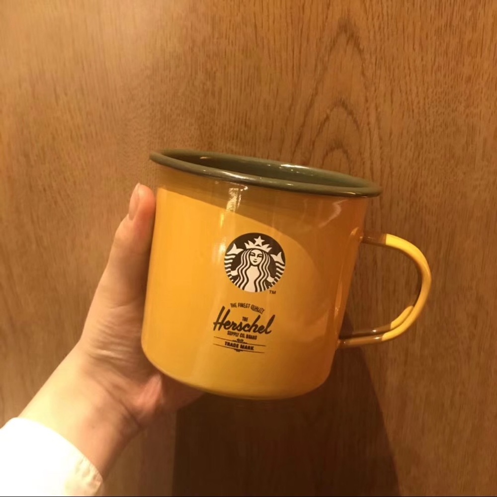 starbucks cup